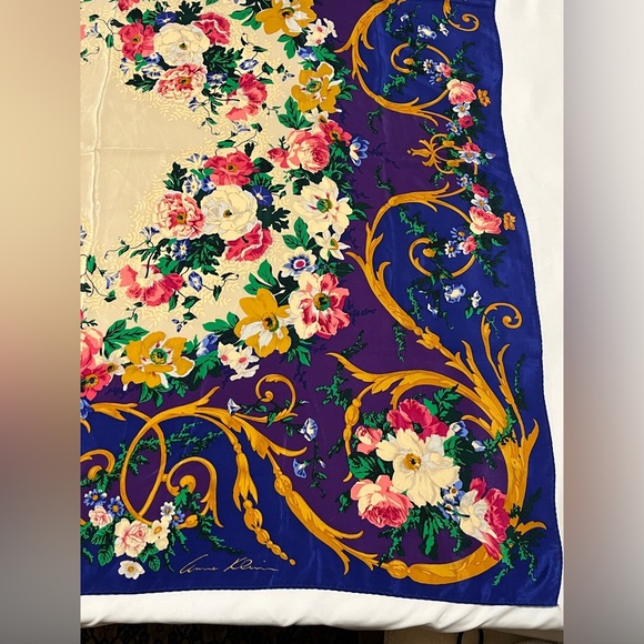•Vintage Ann Klein Vera Silk Floral Signed Scarf 34 1/2 X 34 1/2” Made In Japan - Picture 5 of 9